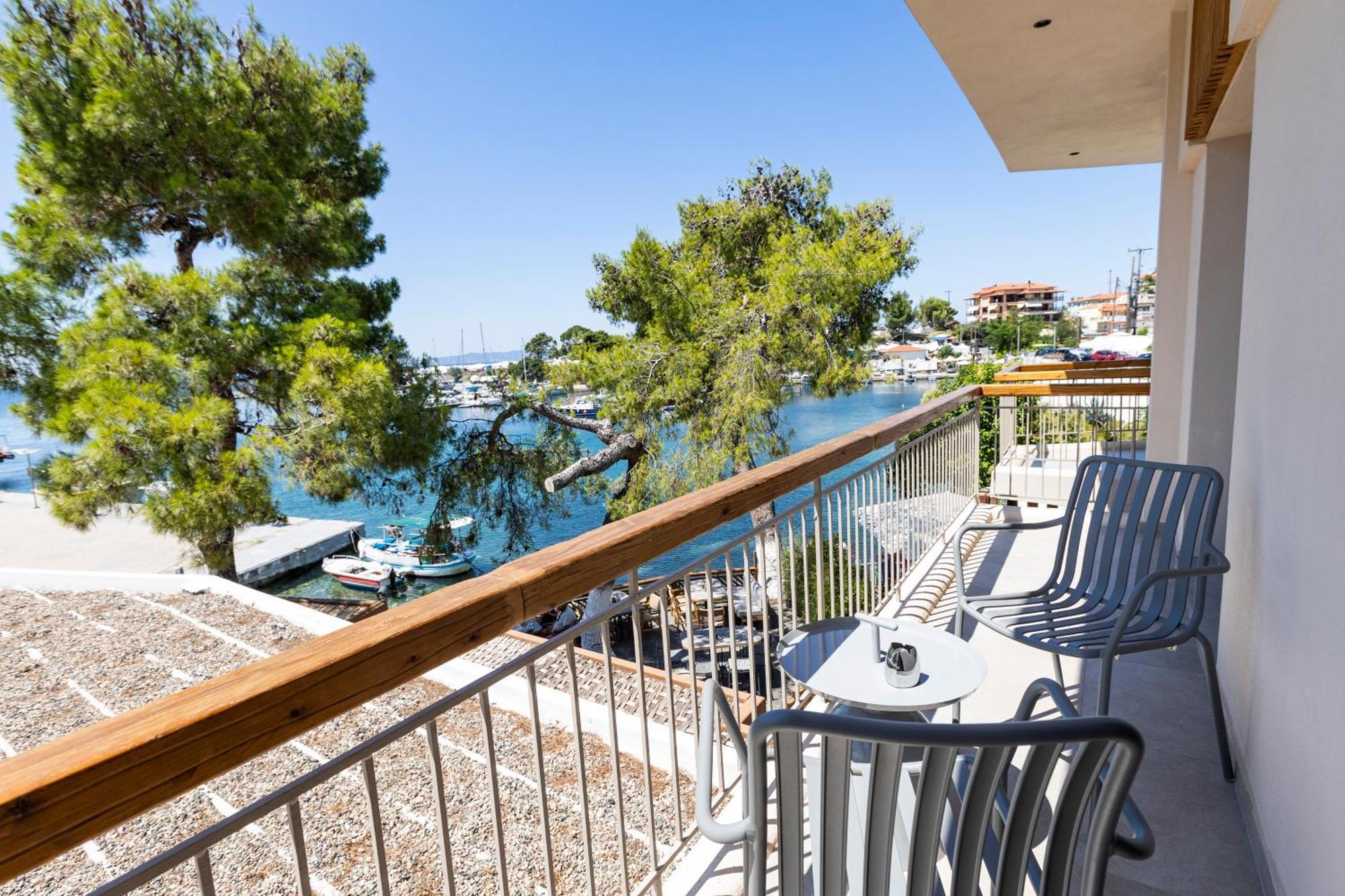 Medusa Luxury Suites Νέος Μαρμαράς Εξωτερικό φωτογραφία